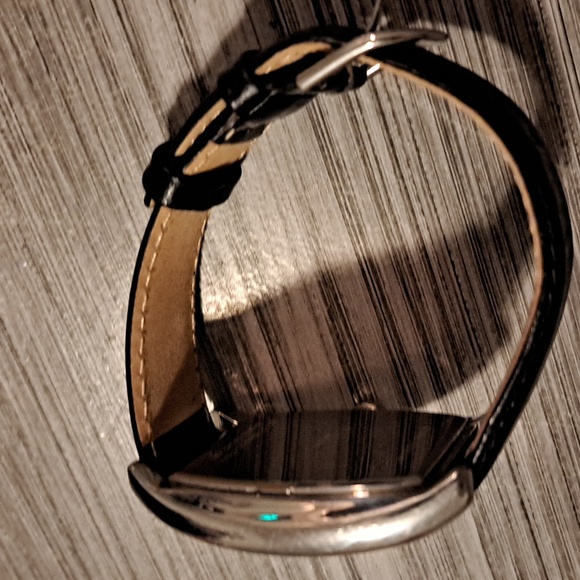 Watch - Picture 3 of 4